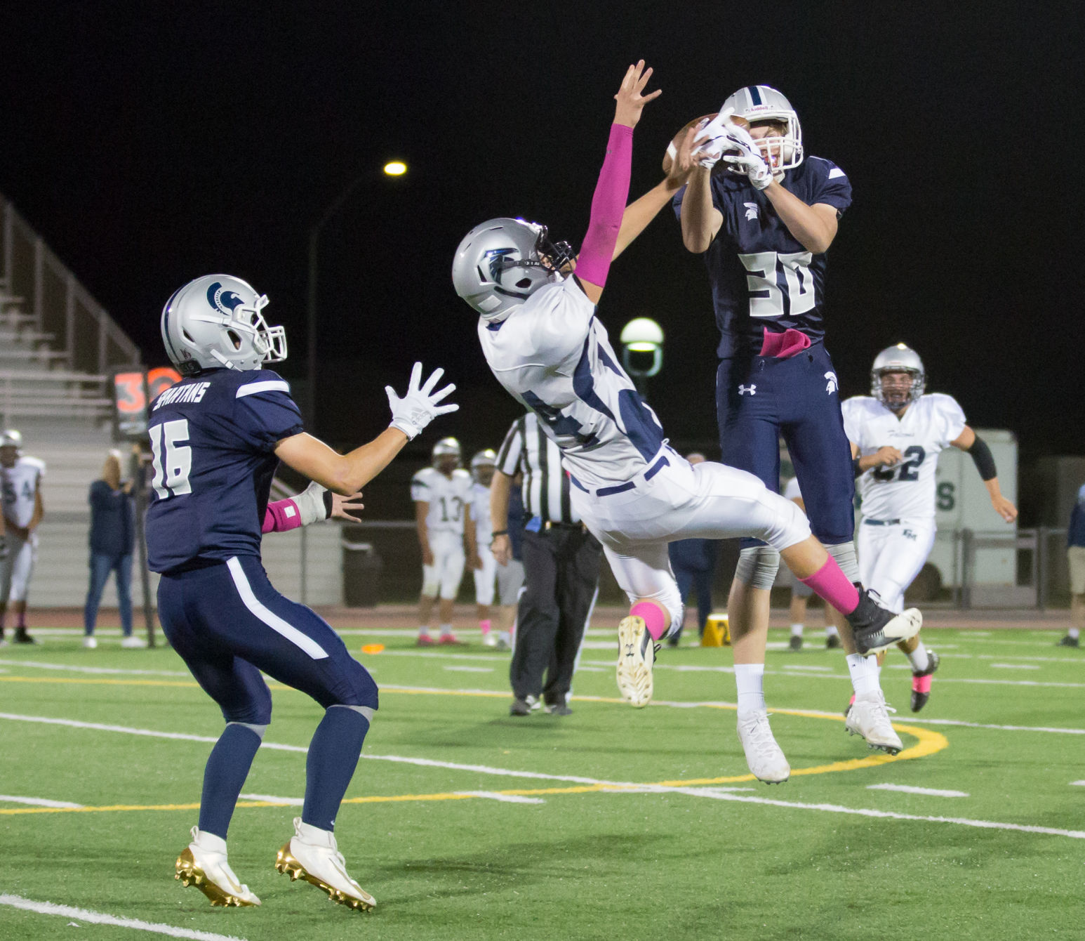 101119 OA Frazier Mountain Football 03.jpg